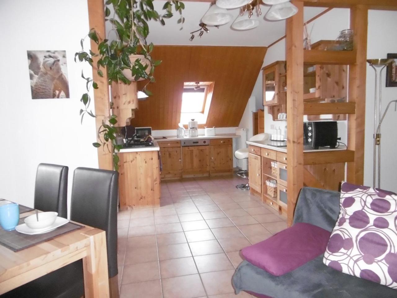 Ferienwohnungen Moritz Riechheim Exteriör bild
